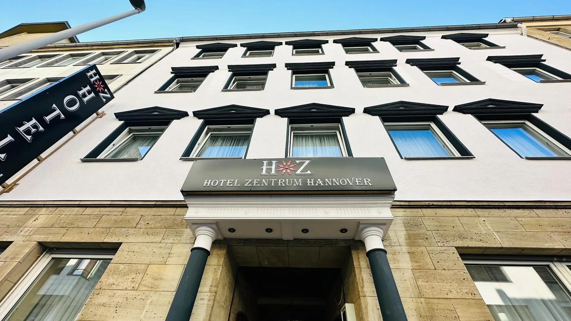 5 Hotels in Hannover Mitte mit Flughafennähe im Vergleich