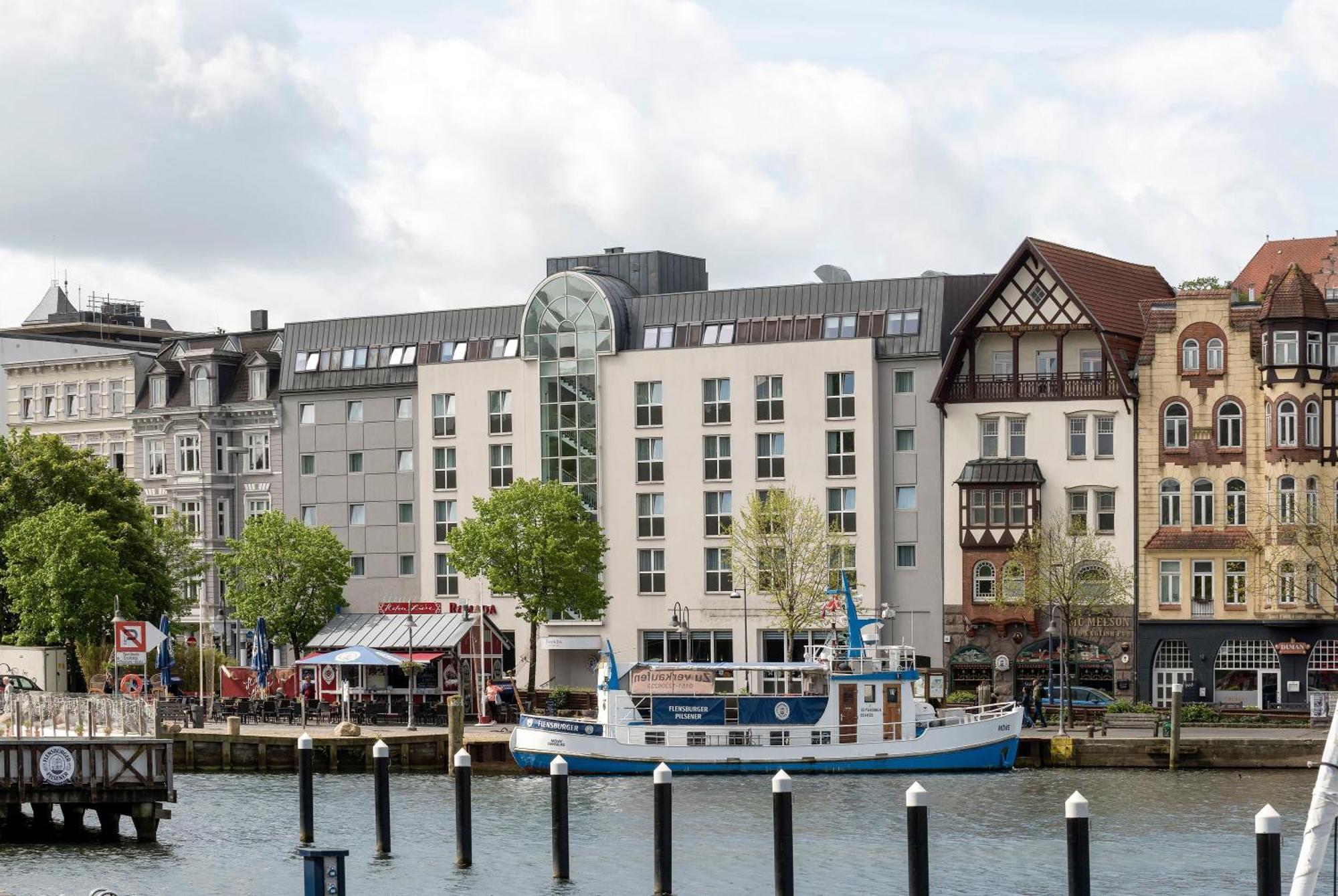 4 Zentrale Hotels nahe Ev. Kindergarten Munkbrarup im Check